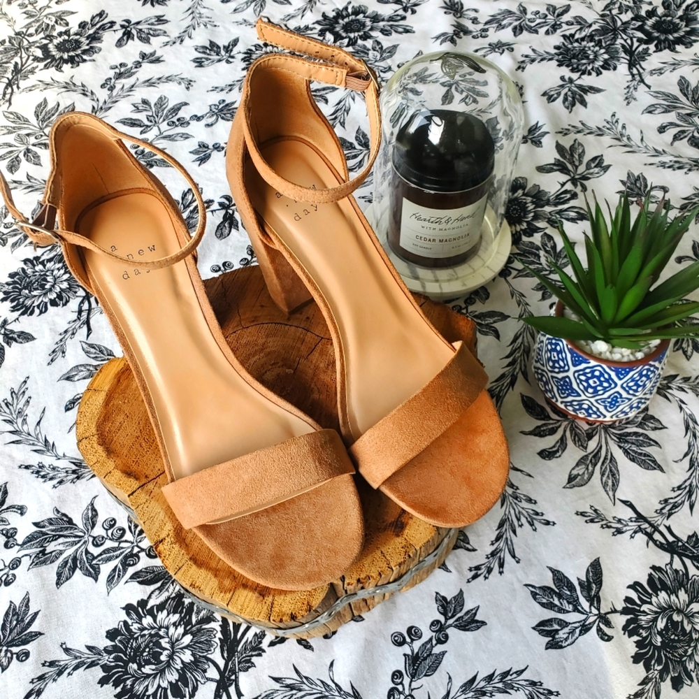 A New Day - Taupe Open Toe Heel - size 7